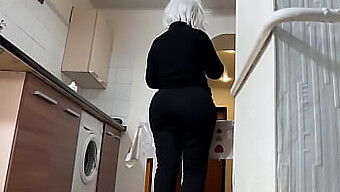 ¡una Vieja Milf Con Un Culo Apretado Disfruta De Un Intenso Sexo Anal!